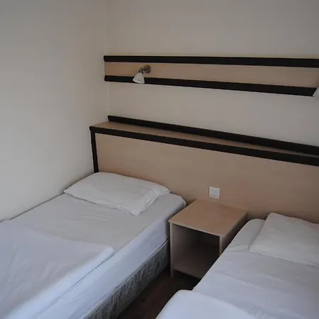 Hostel Anzac House Youth *