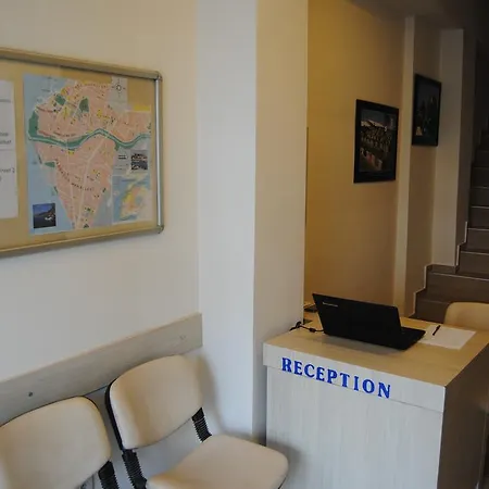 Anzac House Youth Hostel
